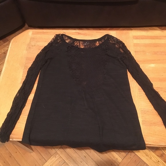 Black long sleeve Lacey top - Picture 1 of 3